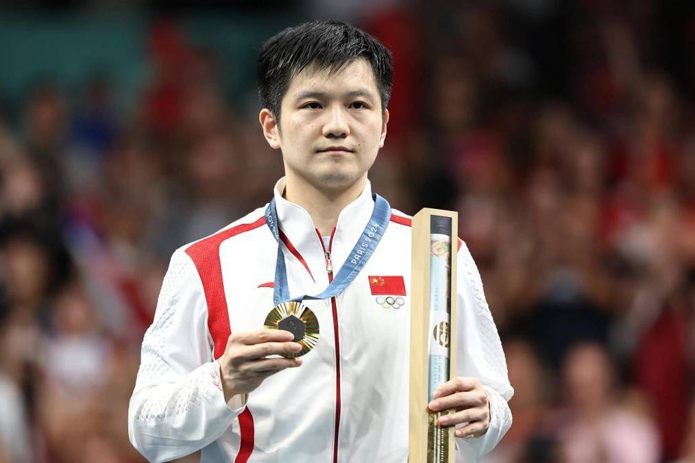 樊振东效应太猛！德甲热度碾压WTT！国际乒联主席急了，拿奥运资格施压，球迷：搞针对？